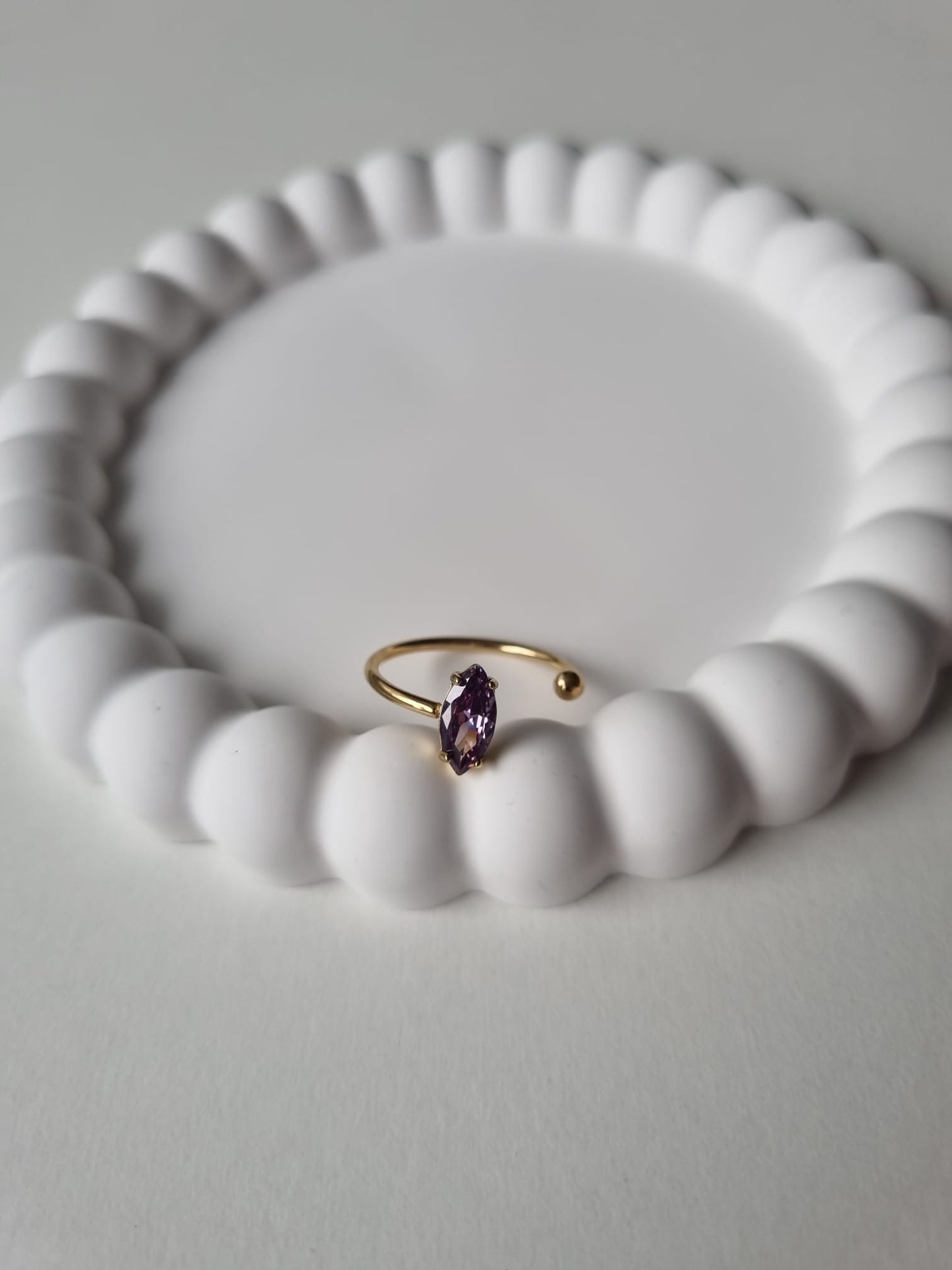 LAVENDER BEAUTY RING