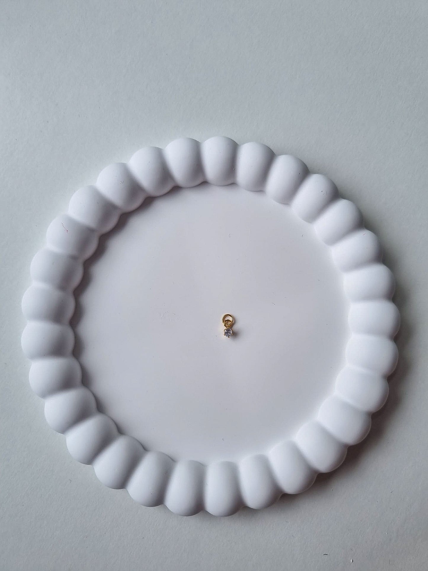 CIRCLE BIRTHSTONE CHARM - APRIL
