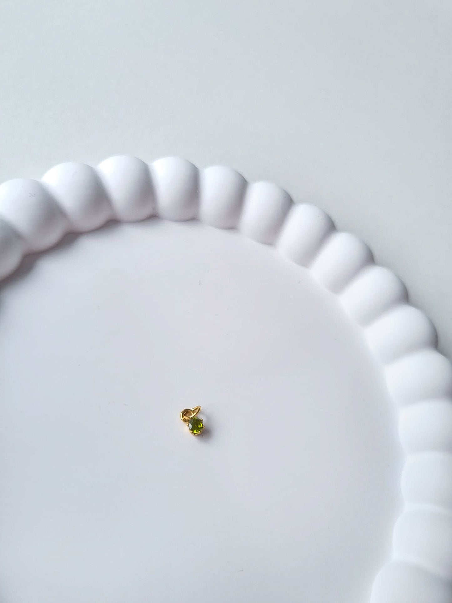 CIRCLE BIRTHSTONE CHARM - AUGUST