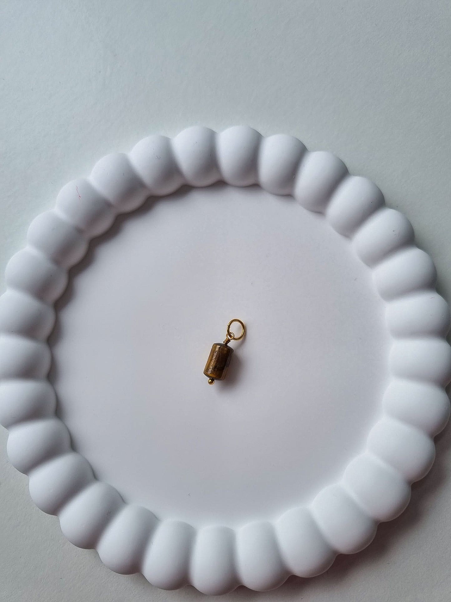 BROWN BEAD CHARM