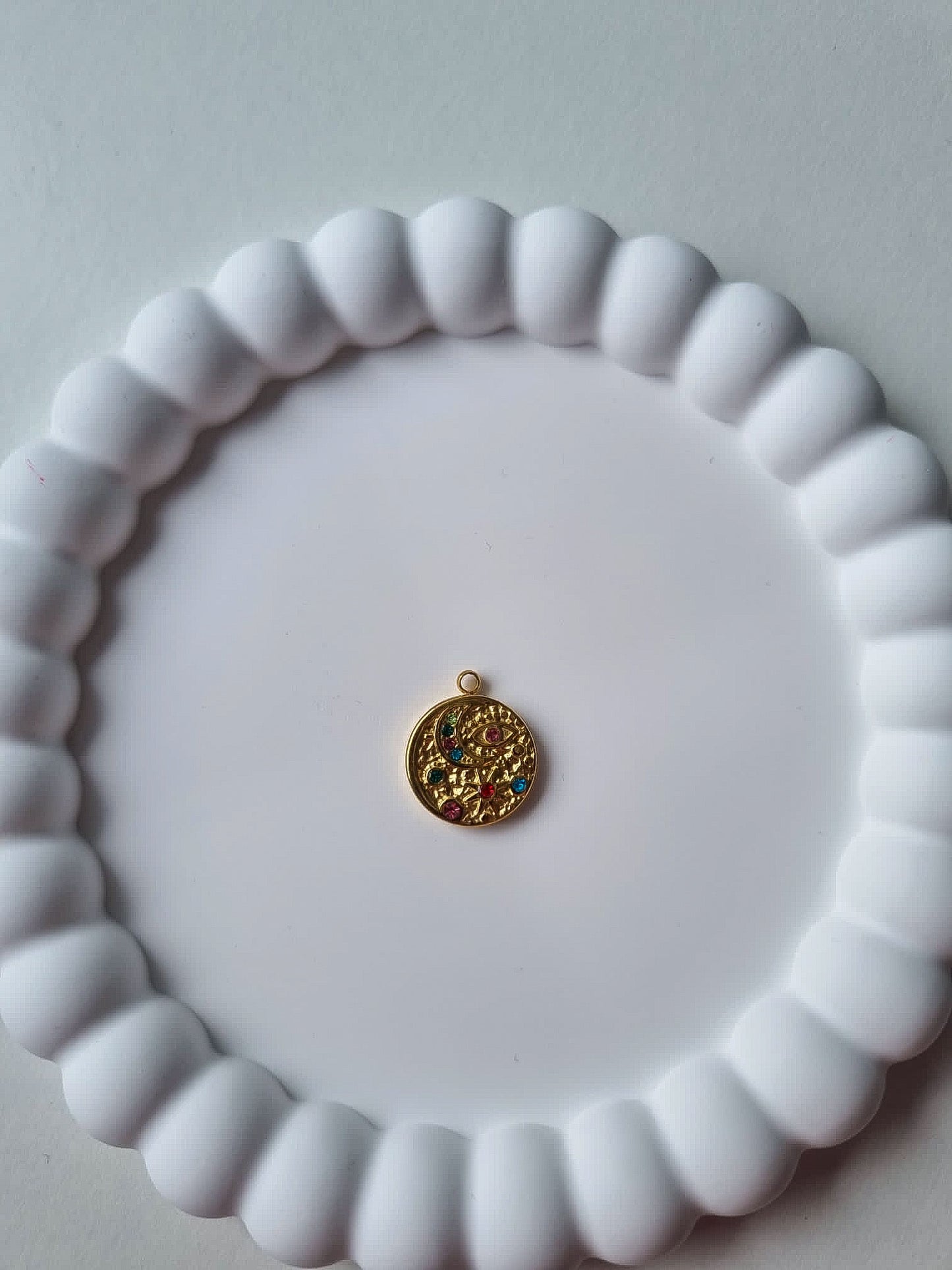 ROUND COLOURED DIAMOND CHARM