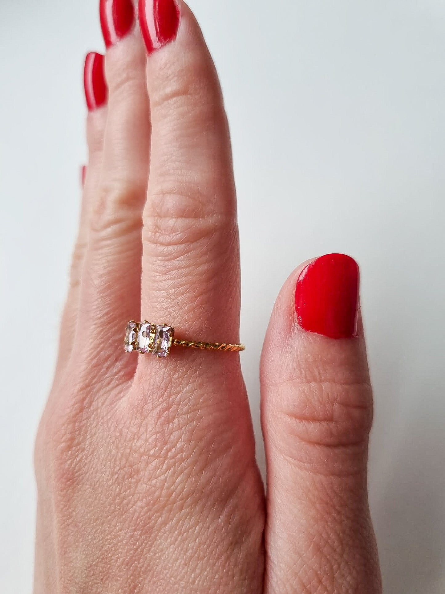 GWITHIAN THREE STONE RING