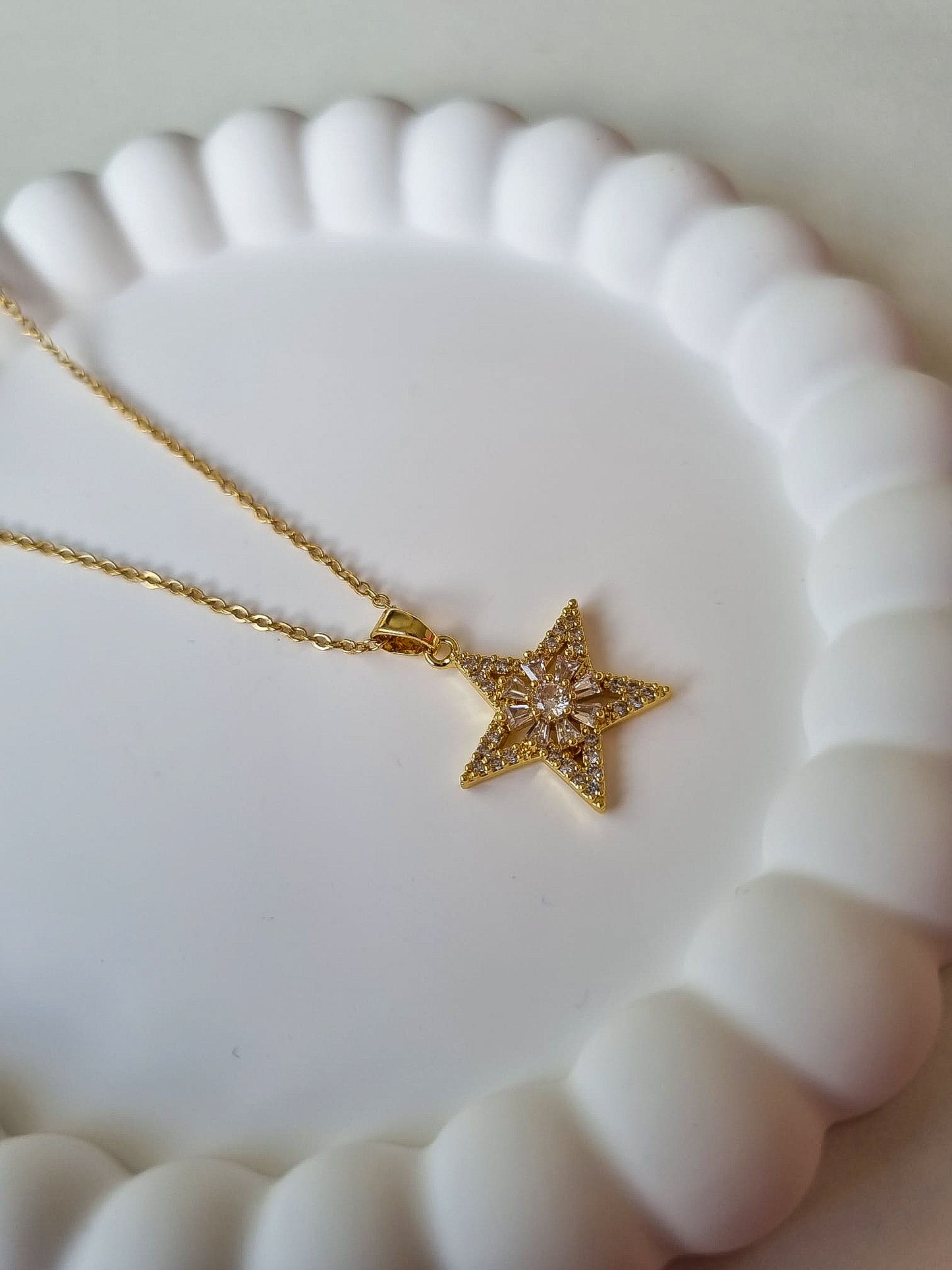 SPARKLY LITTLE YOU NECKLACE