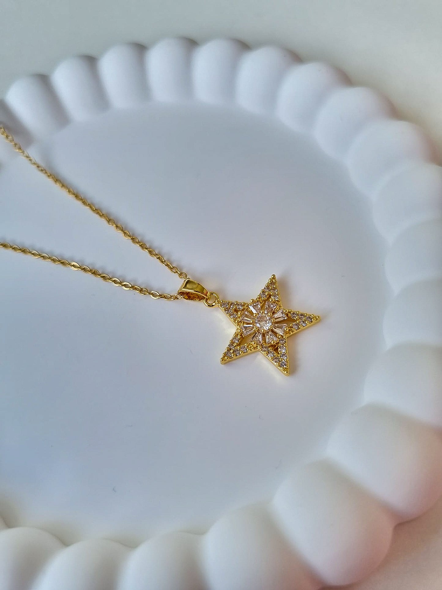 SPARKLY LITTLE YOU NECKLACE