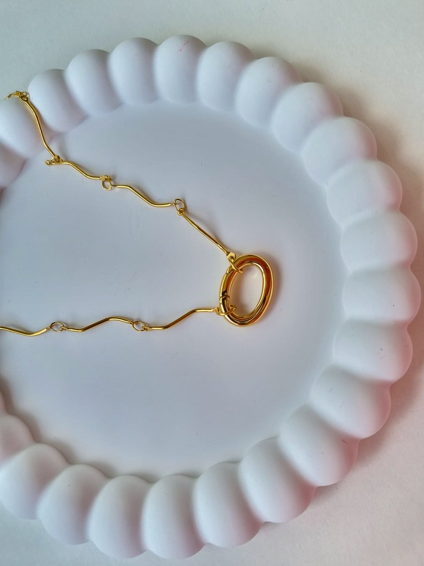 WAVY CHAIN