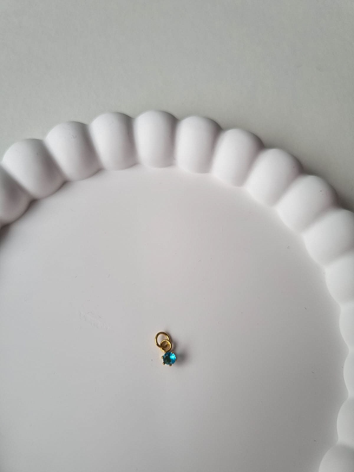 CIRCLE BIRTHSTONE CHARM - MARCH