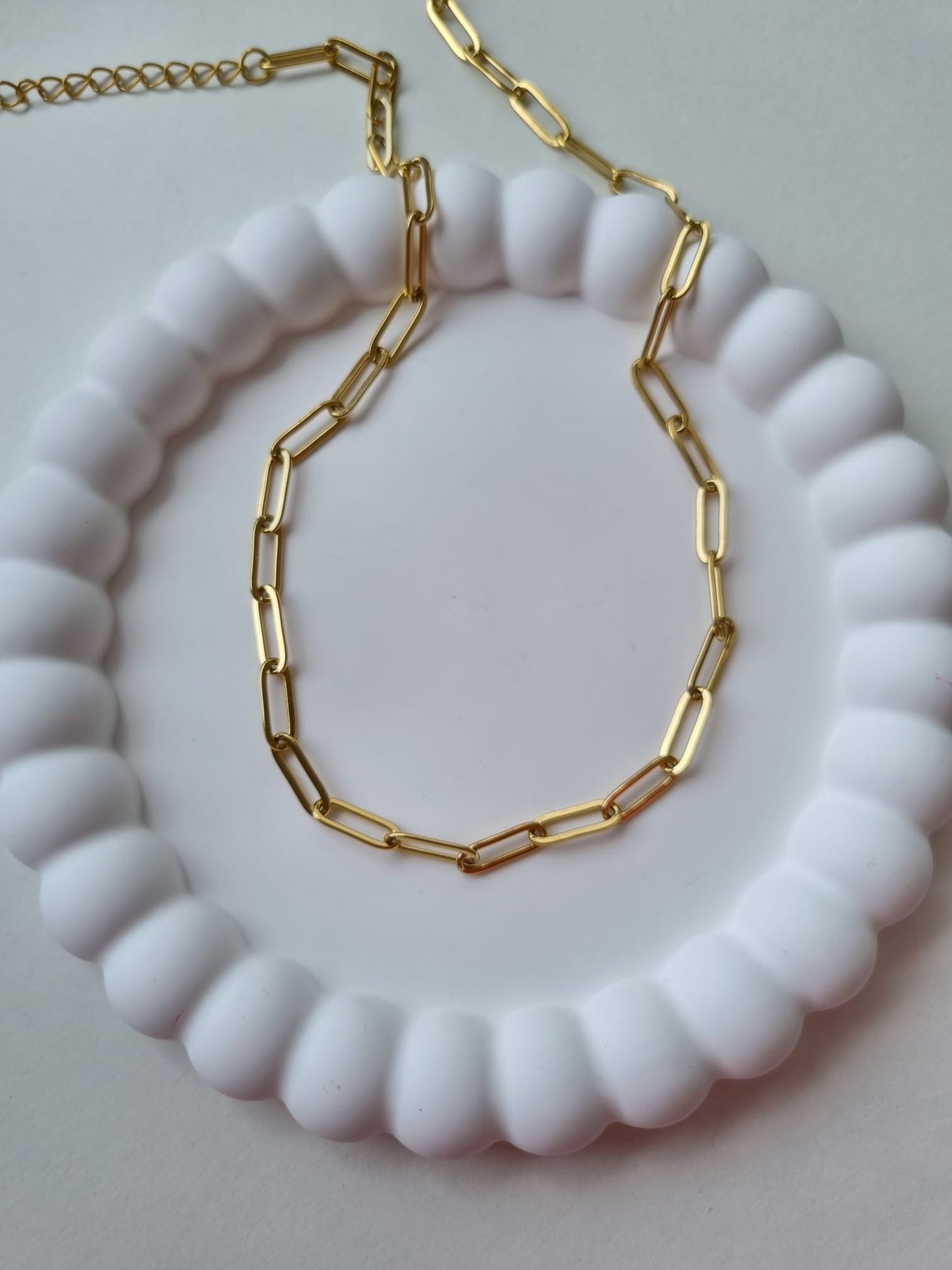 PAPERCHAIN NECKLACE