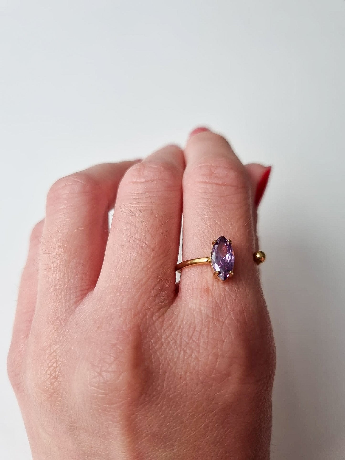LAVENDER BEAUTY RING