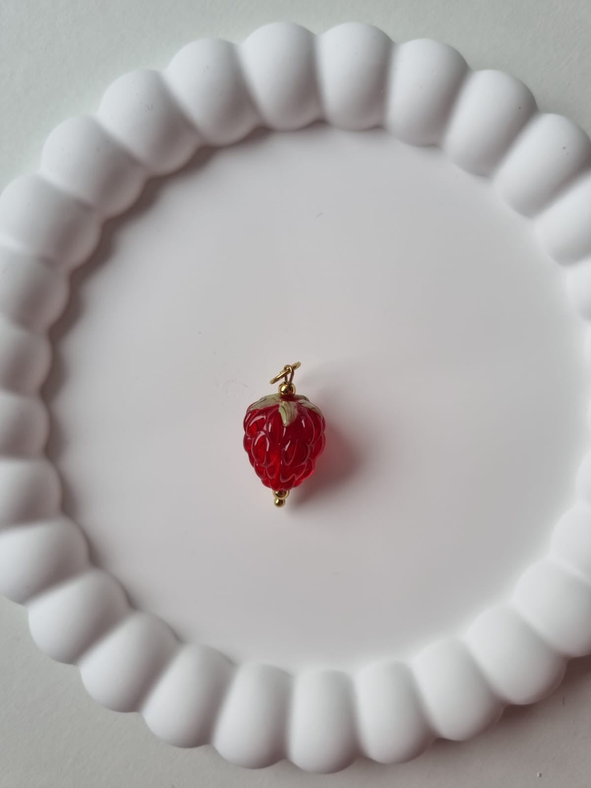 STRAWBERRY CHARM