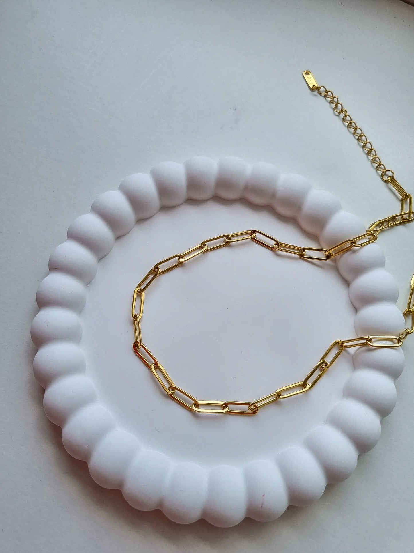 PAPERCHAIN NECKLACE