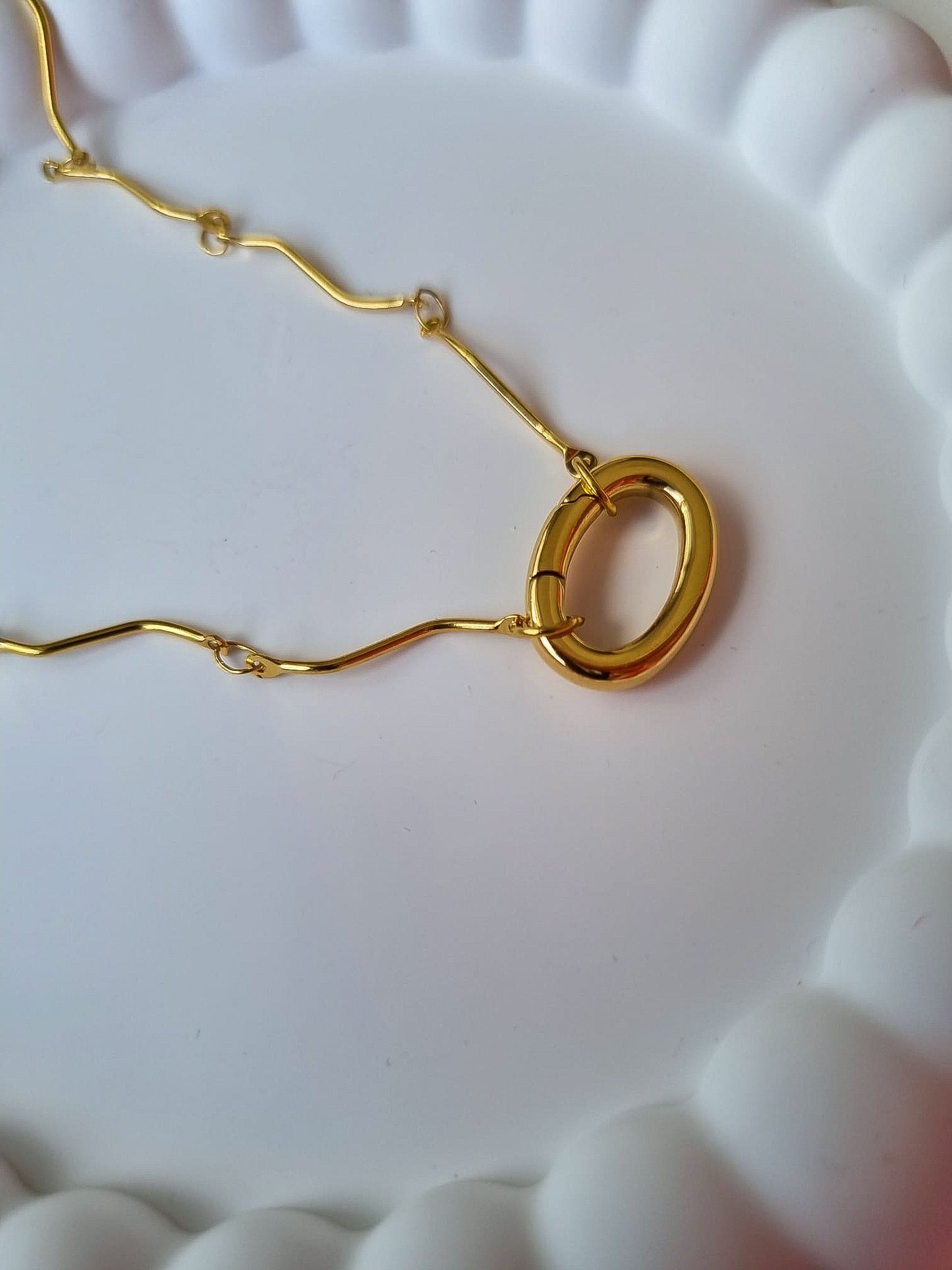 WAVY CHAIN