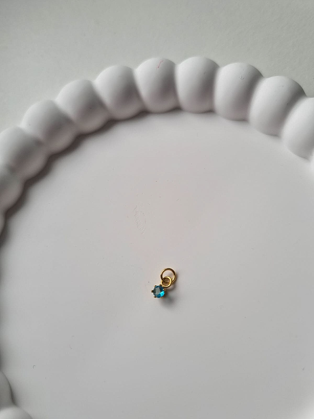 CIRCLE BIRTHSTONE CHARM - MARCH