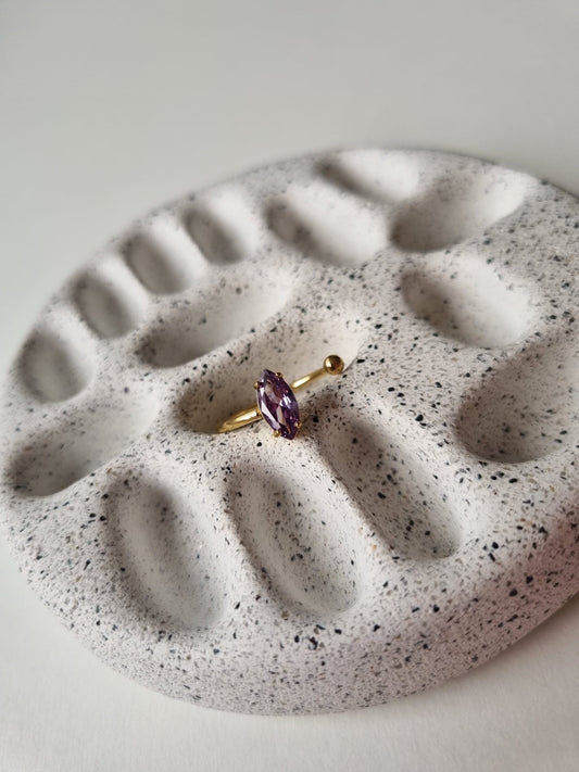 LAVENDER BEAUTY RING