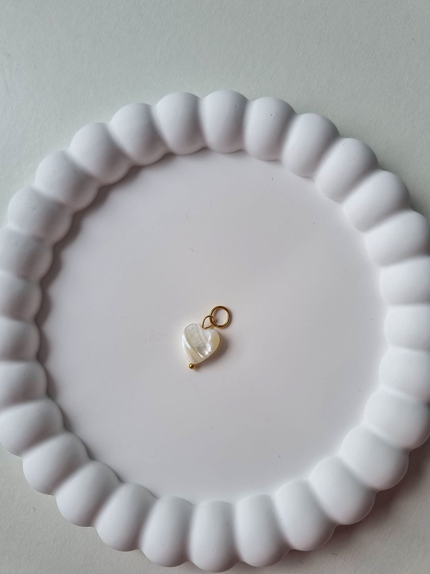 PEARL HEART CHARM