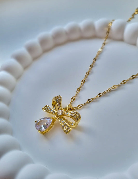 HALLIE NECKLACE